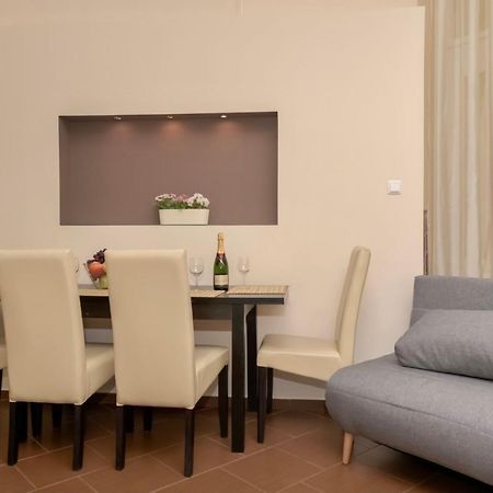 Corvina Apartment Budapest With Free Private Parking Exterior photo