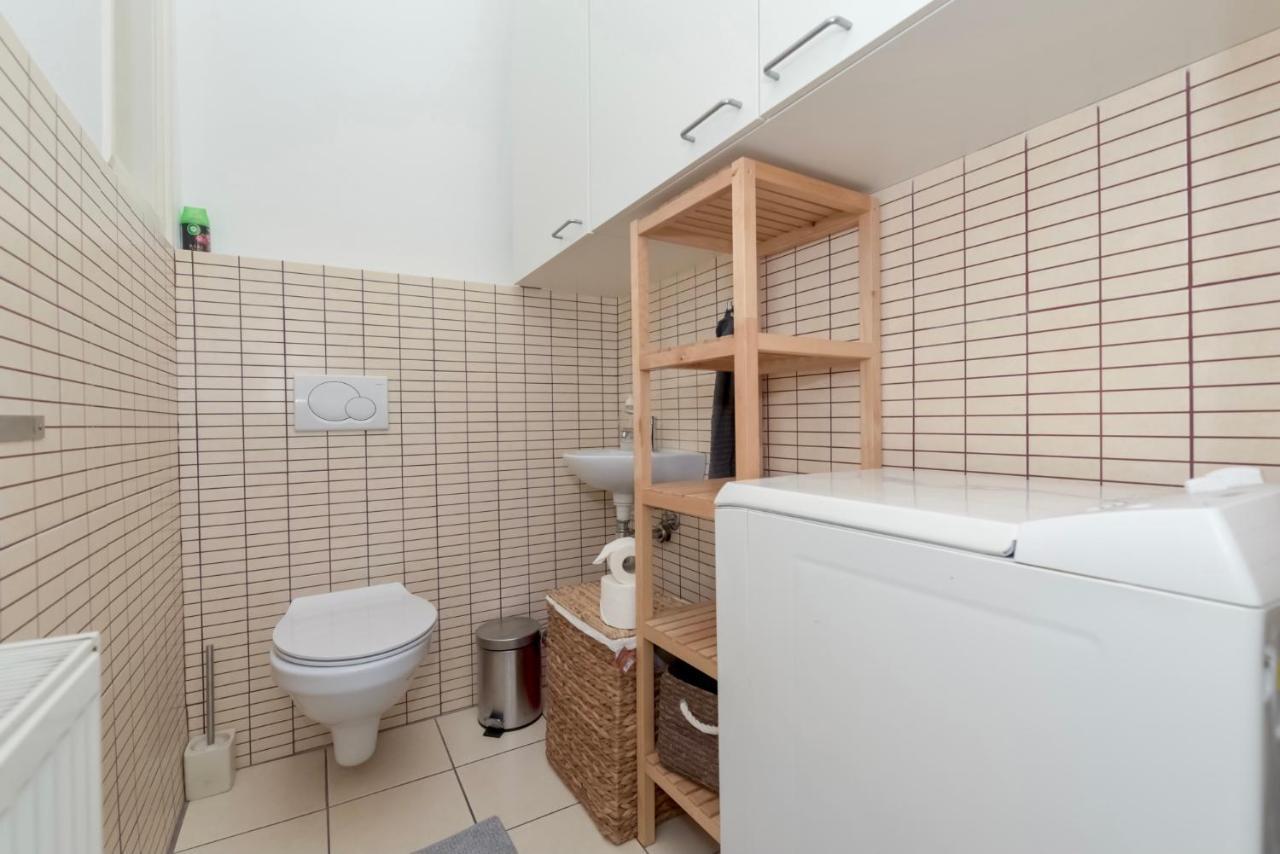 Corvina Apartment Budapest With Free Private Parking Exterior photo
