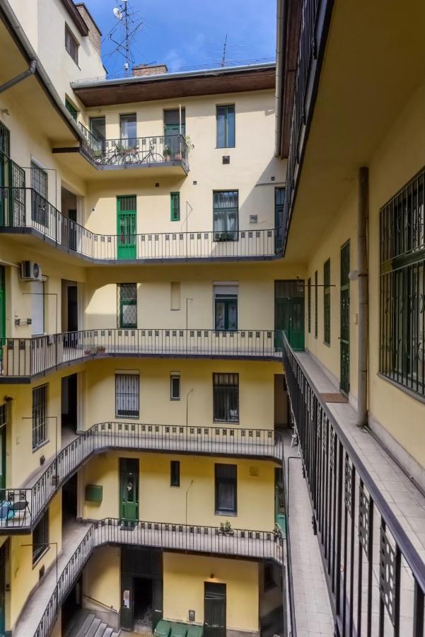 Corvina Apartment Budapest With Free Private Parking Exterior photo